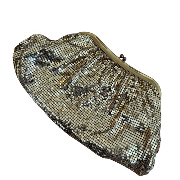 VTG Whiting & Davis Mesh Gold Purse Kiss Lock Mini Evening USA - Picture 5 of 12